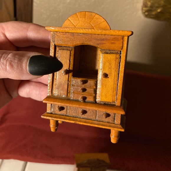 Antique Doll Furniture - Picture 7 of 10